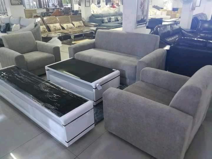 CONGO ELECTRO Facebook ad