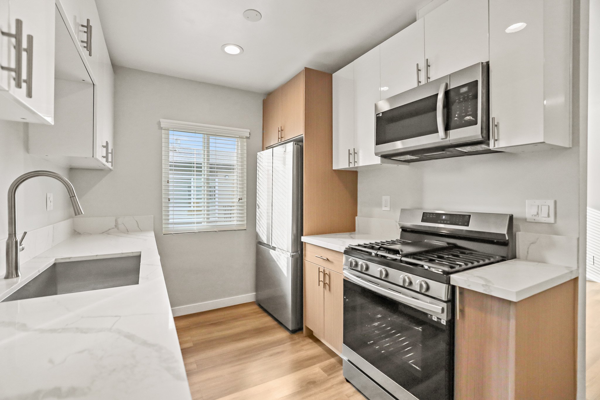 Jerry Fink Facebook ad: 2 Beds 1 Bath Apartment