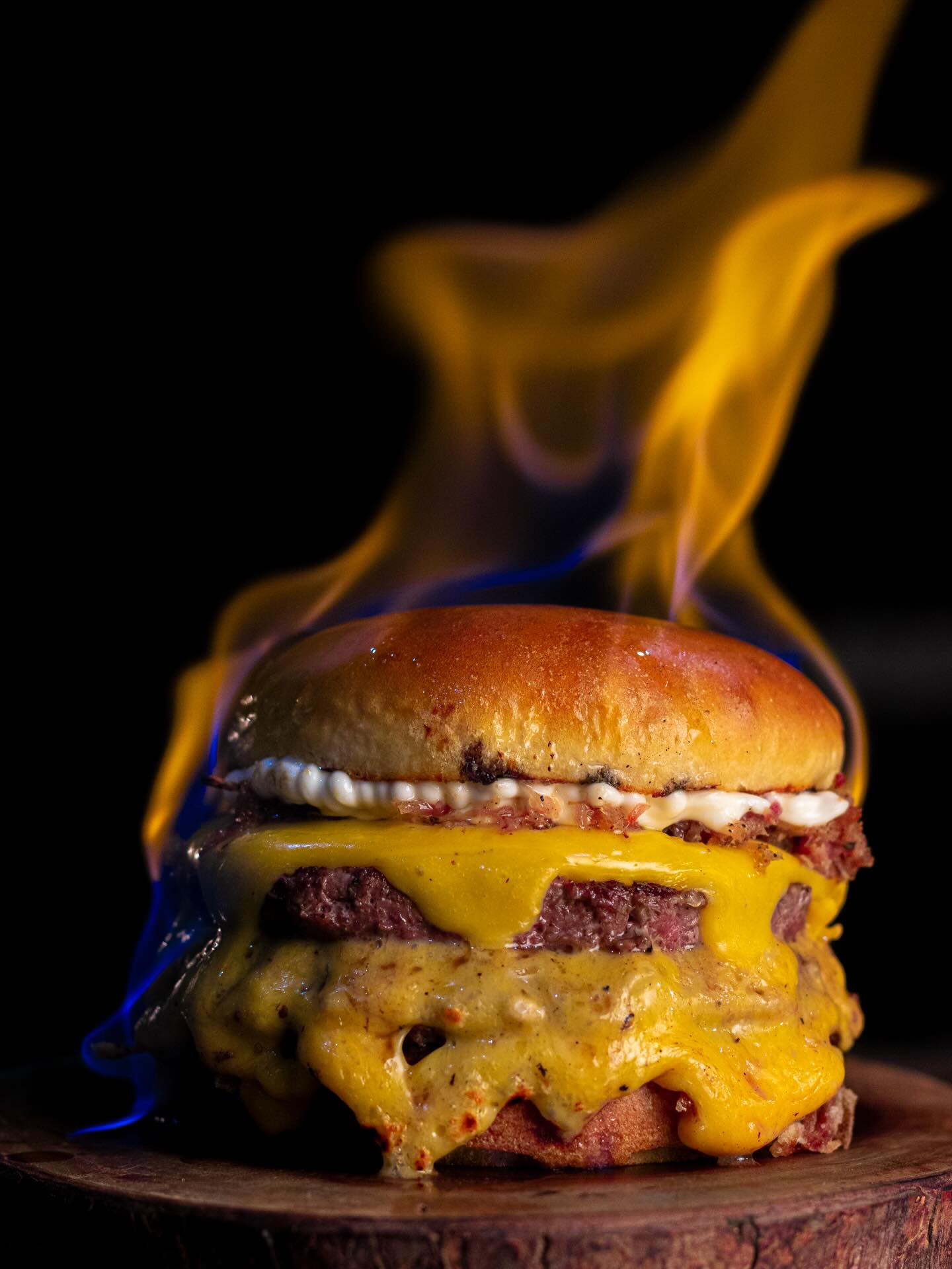 Texas Burguer’s Itap Facebook ad: American Texas - Cardápio Digital