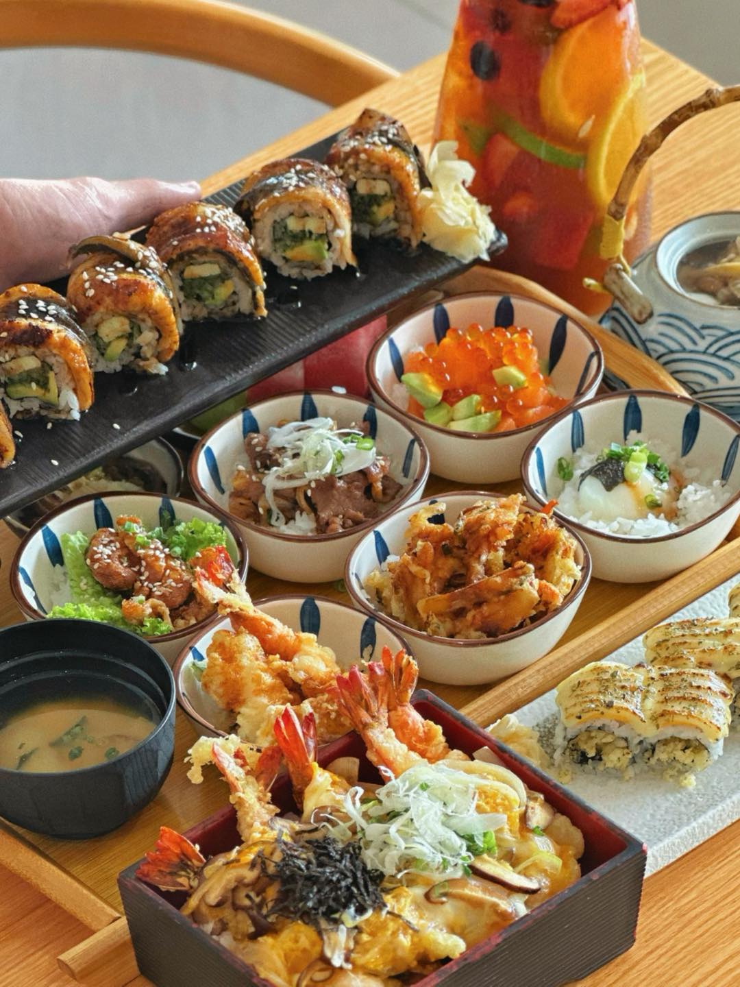 Konnichiwa Facebook ad