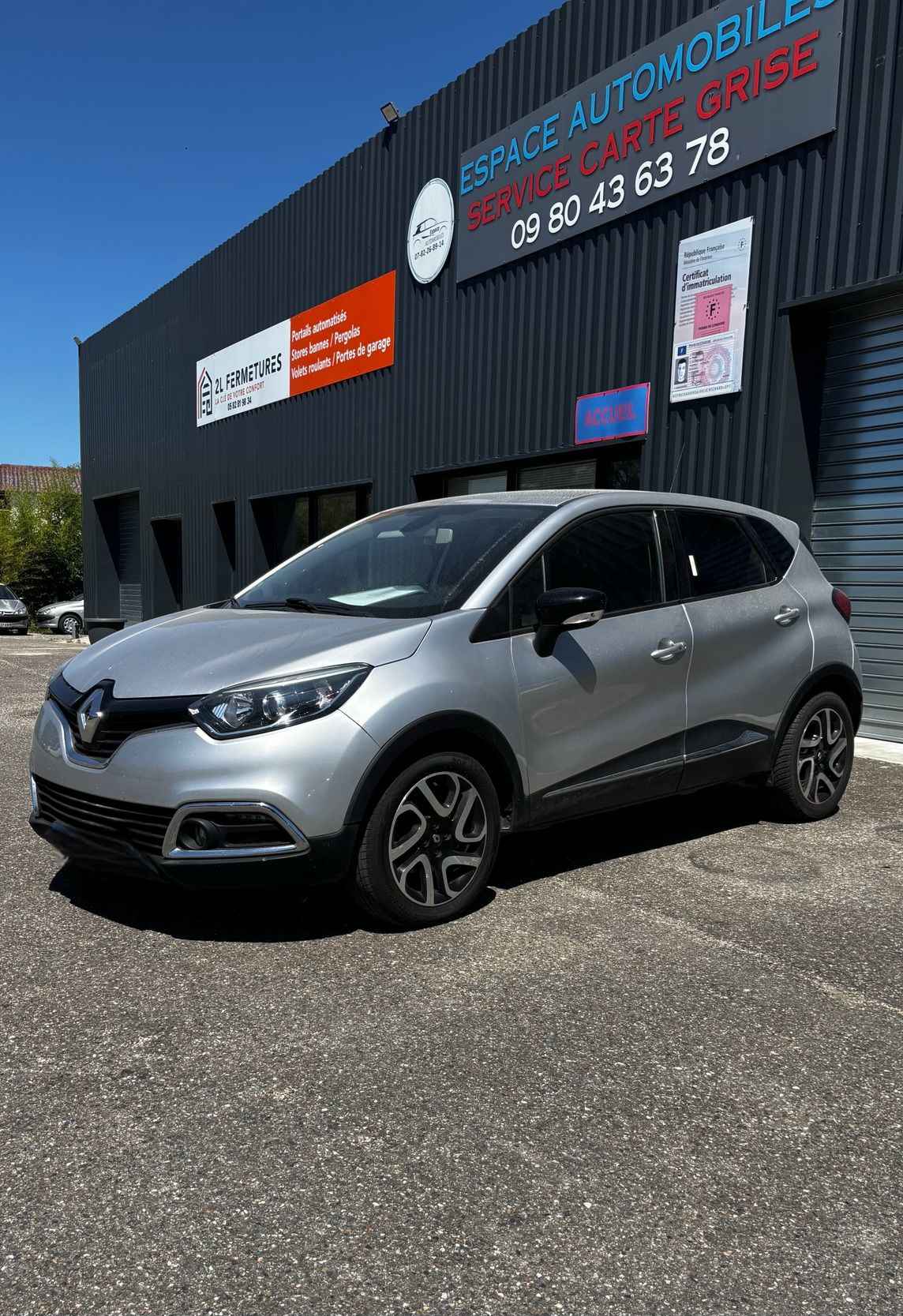 Espace Automobiles Facebook ad: 2015 Renault Captur