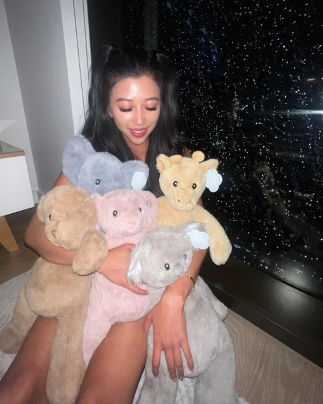 The Cuddle Club Facebook ad