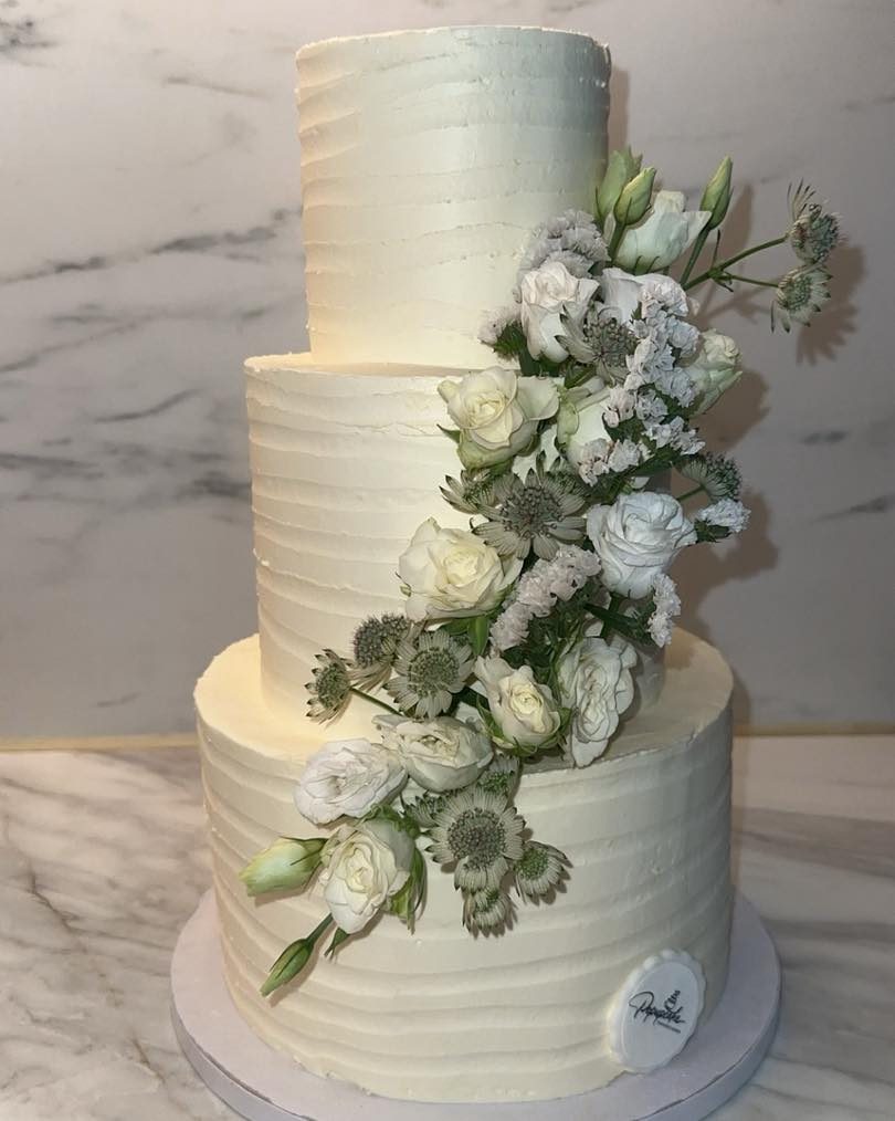 Popupcake Facebook ad: Bestill kake til alle anledninger hos Popupcake Ta…