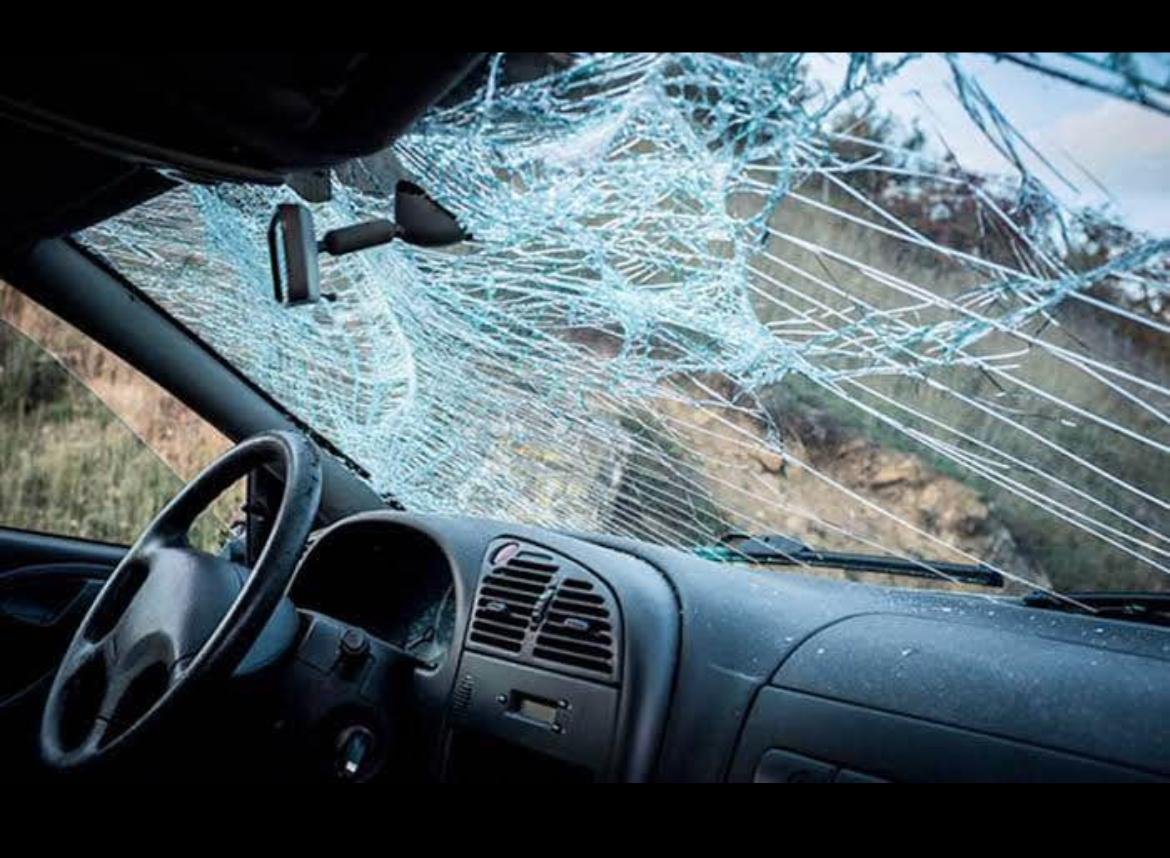 Autocristales Carglass Guadalajara Facebook ad: Cristales para Auto