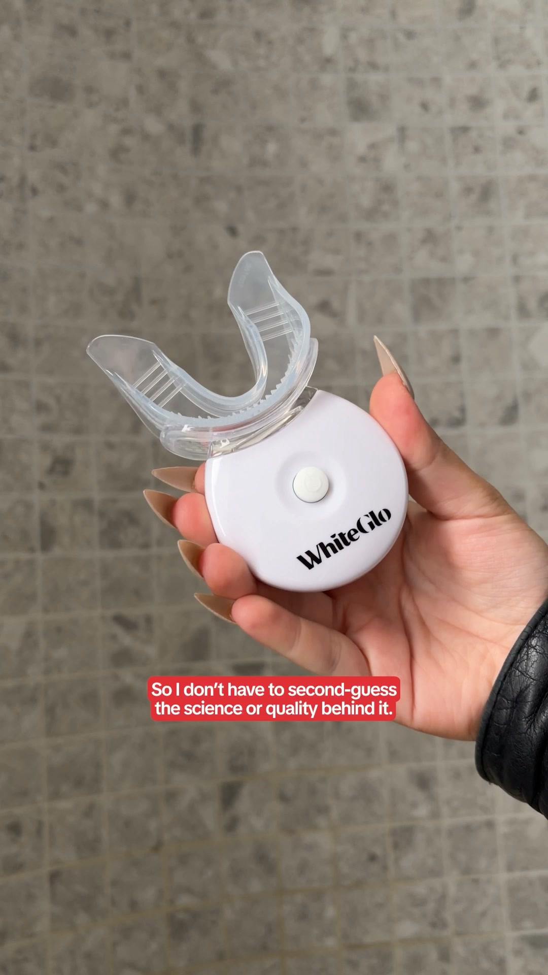 Coles Facebook ad: White Glo Plus Whitening Kit