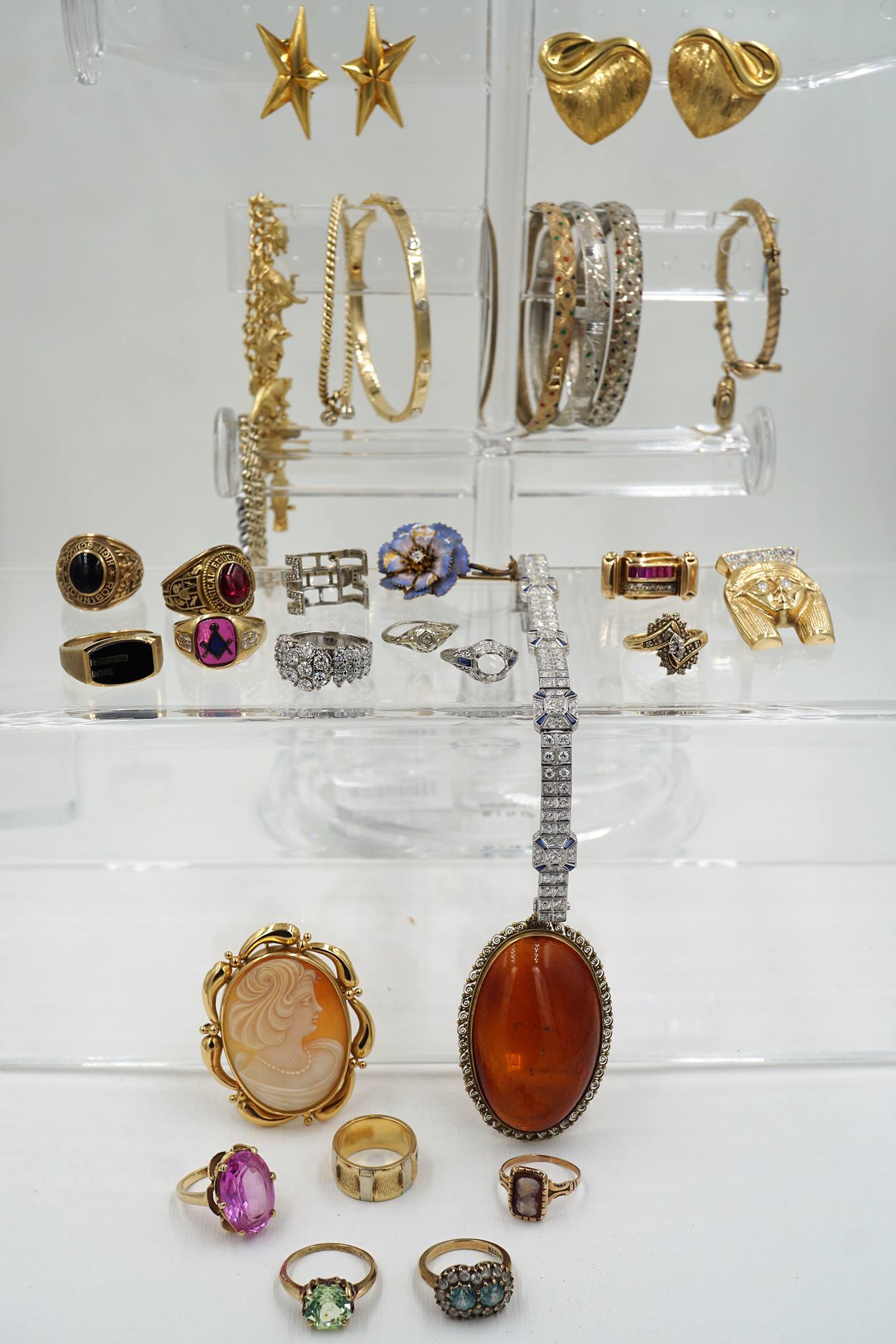 As time goes buy vintage jewelry Facebook ad