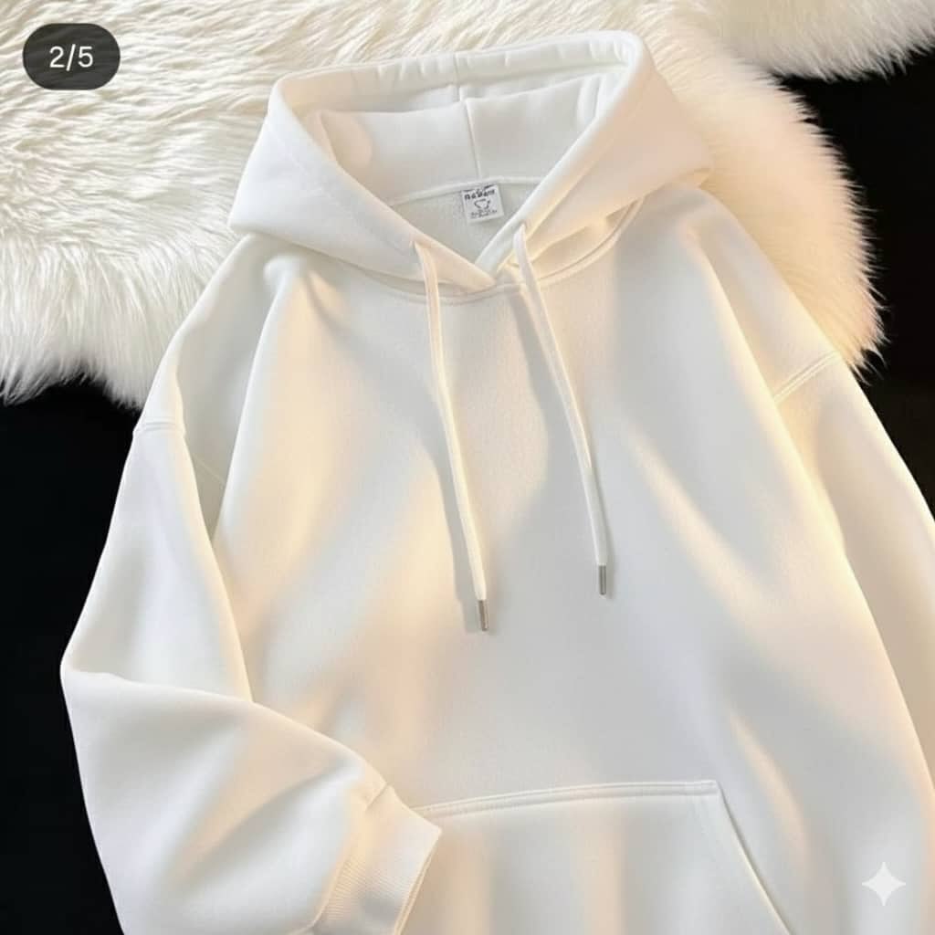 Boutique Fashion Facebook ad: يامساااء الجمال واللطافة