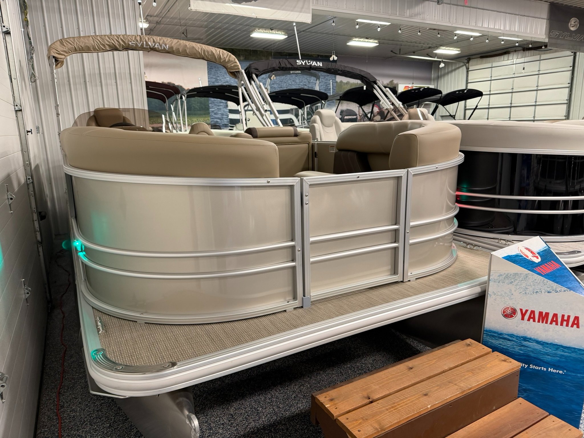 Nick Tinucci Facebook ad: 2025 Sylvan Mirage 820 Partyfish Pontoon