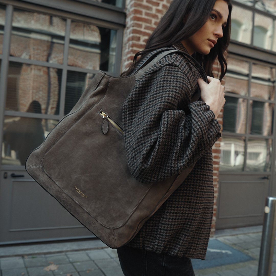 The Bridge Facebook ad: Neue Kollektion H/W 26