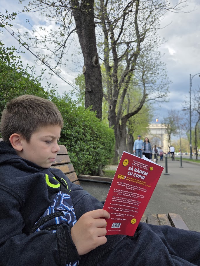 Ghid pentru petrecerea timpului liber în mod distractiv și educativ Facebook ad