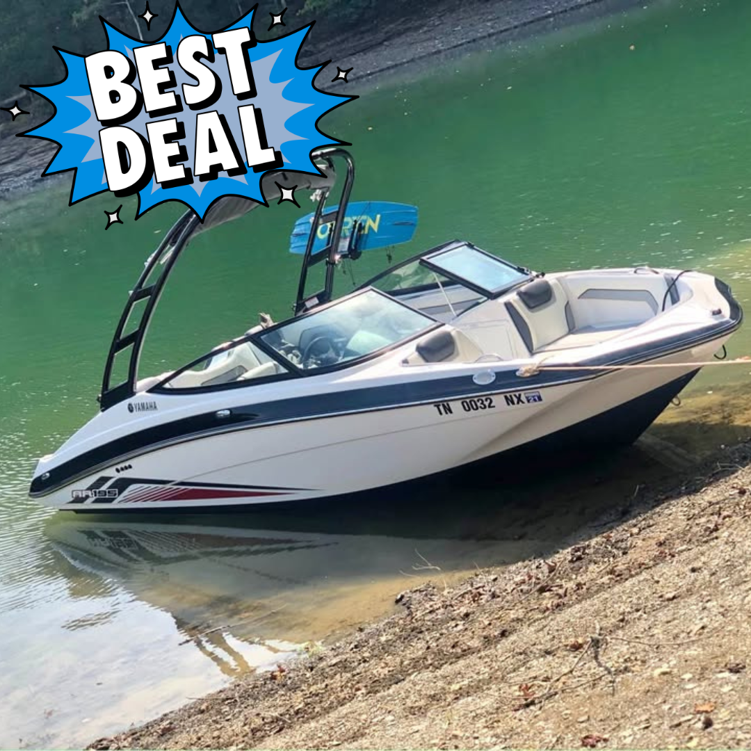 Boat Deal Canada Facebook ad
