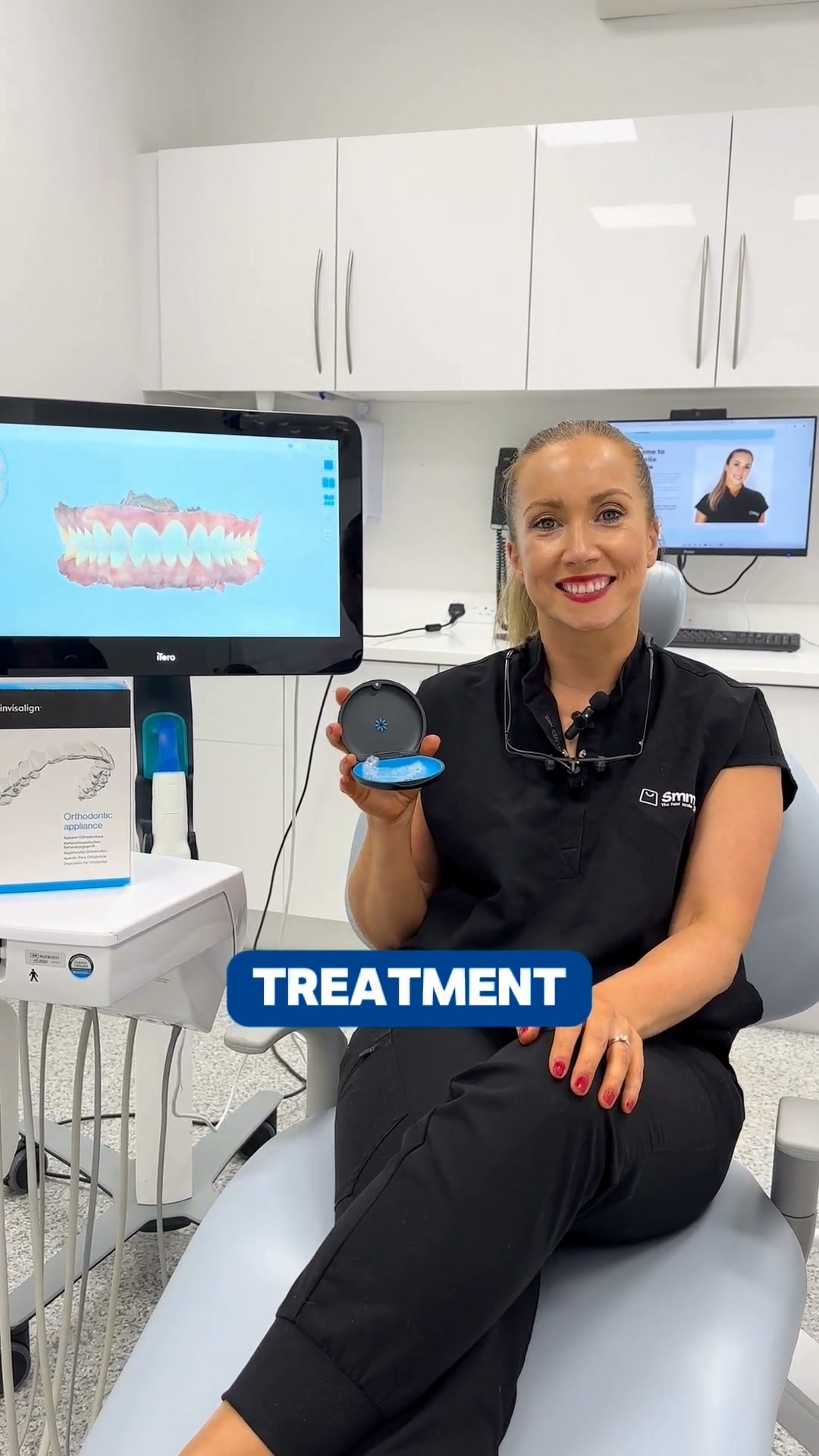 Smmmile Dental Facebook ad: Book your FREE consultation today!