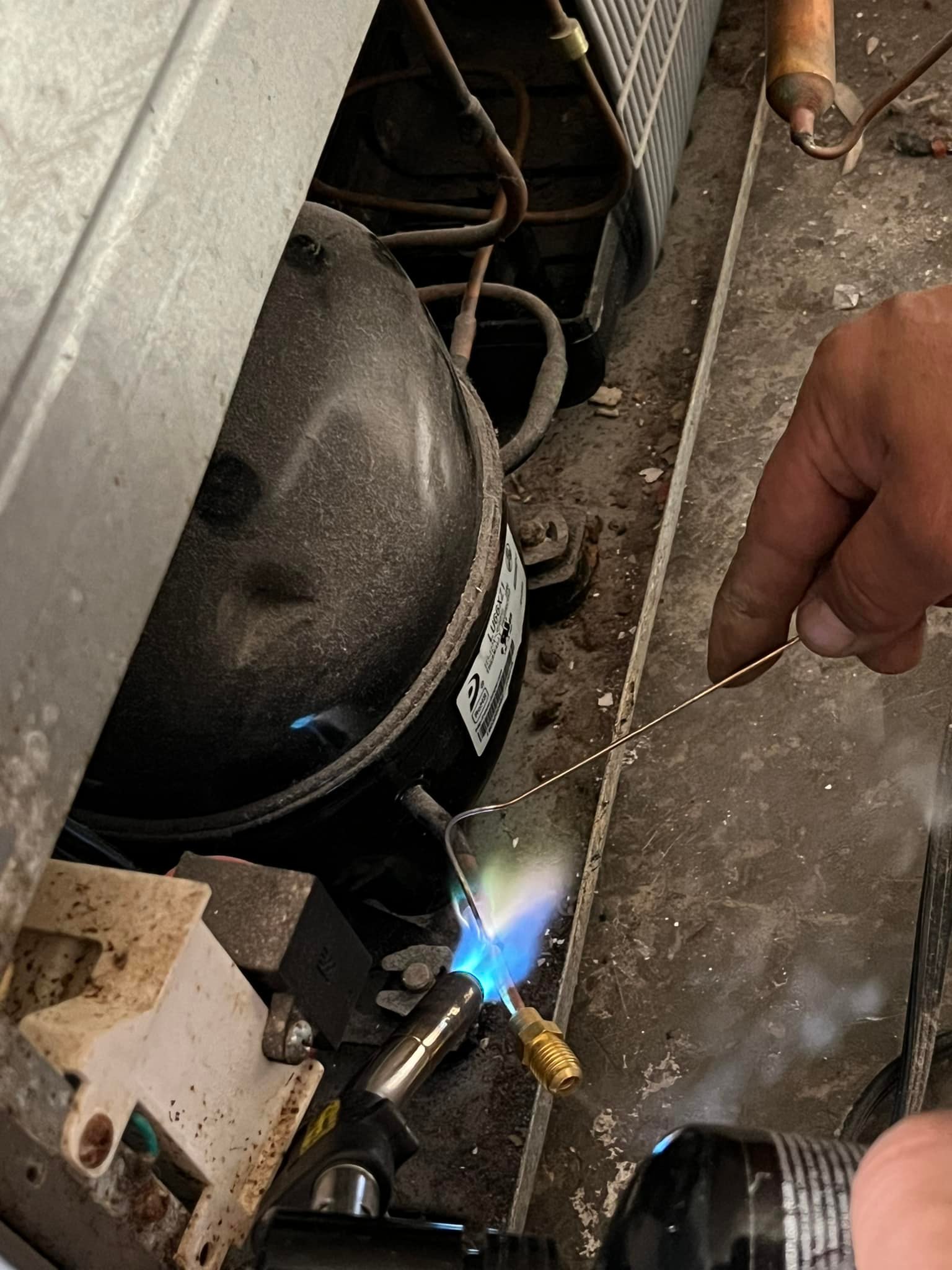 ServiPro Facebook ad: Servicio Técnico Reparación de Electrodomésticos…