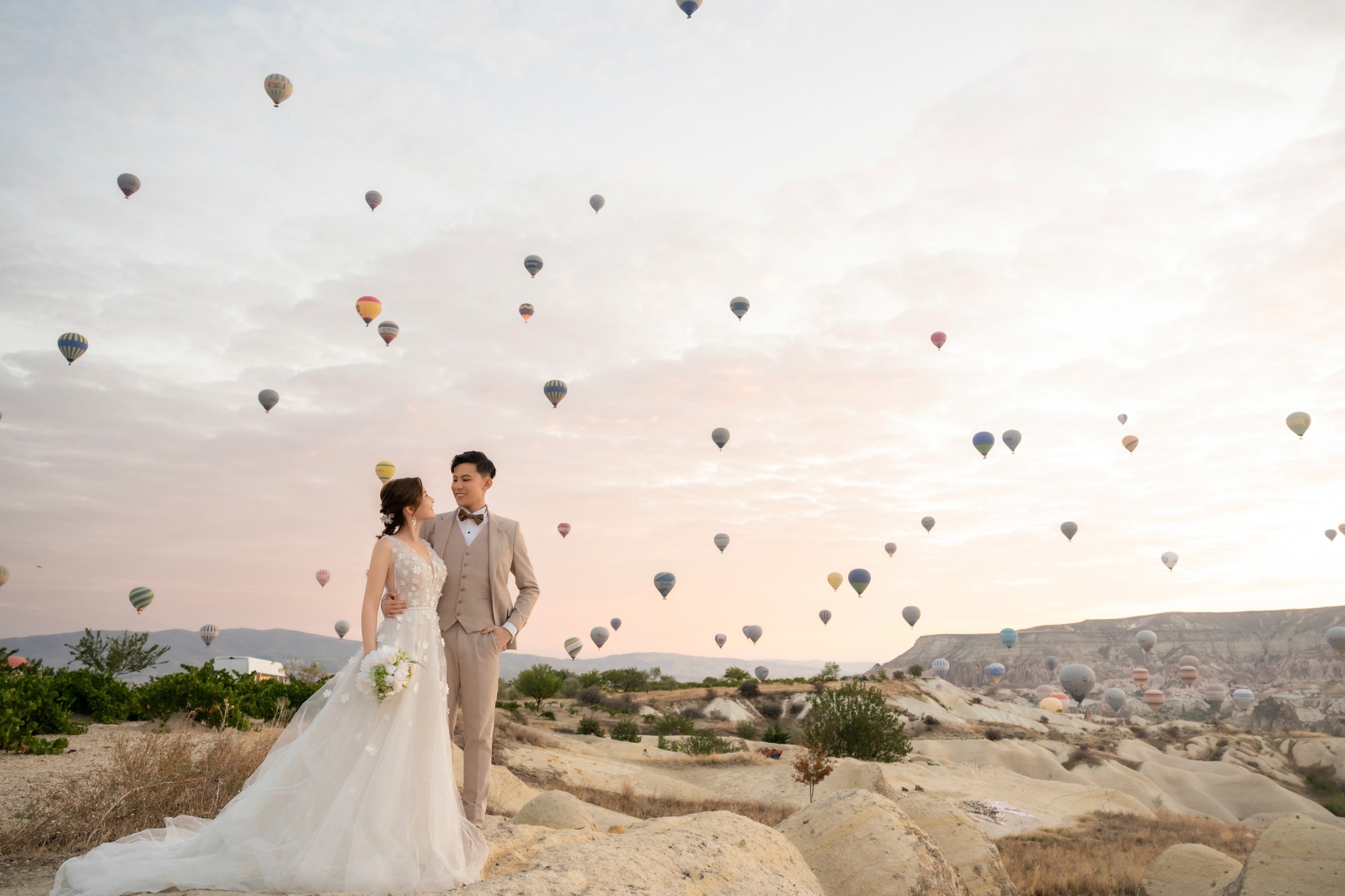 AT studio 婚紗攝影Pre Wedding Photography 禮服租賃 Bridal Dress Rental Facebook ad