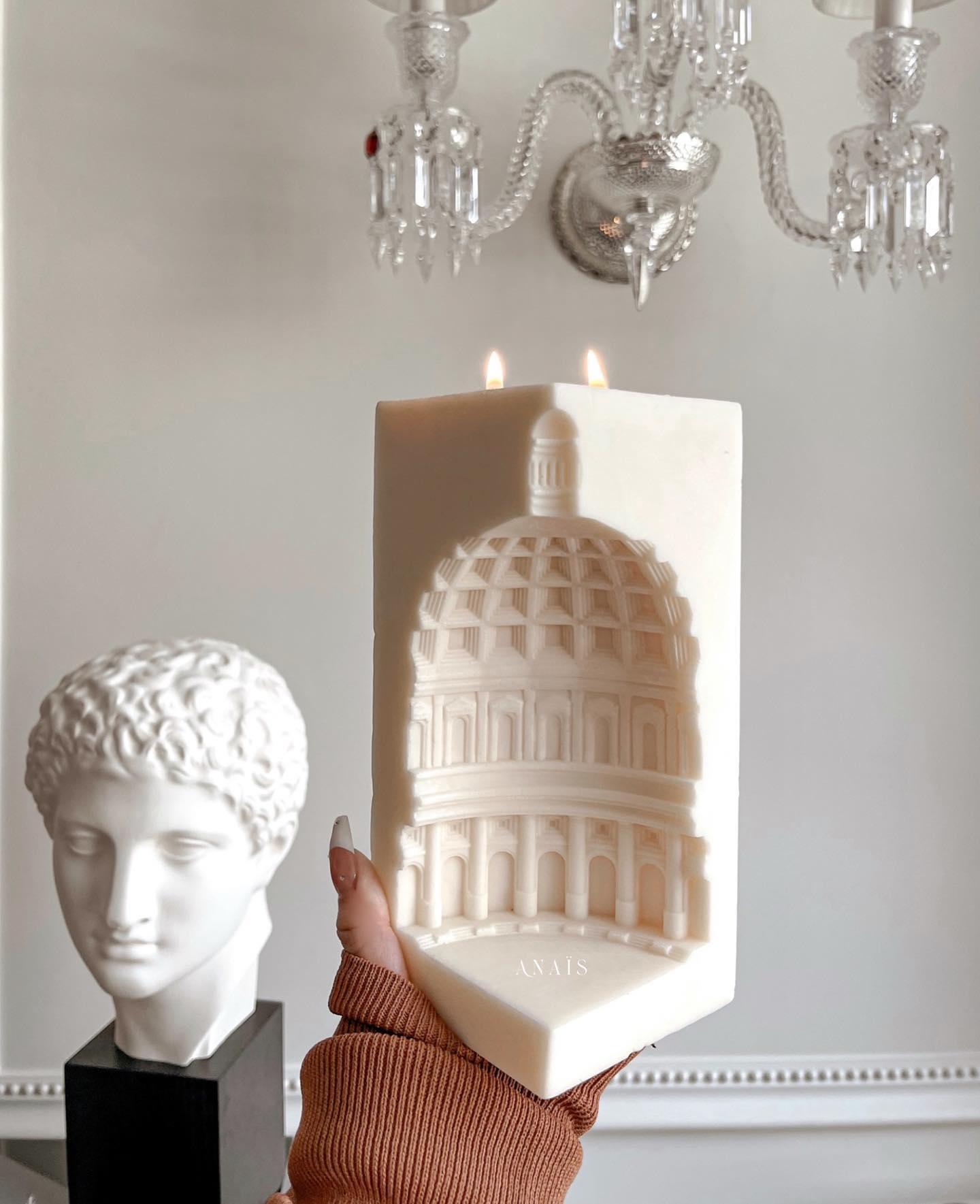 Anaïs Candle Facebook ad