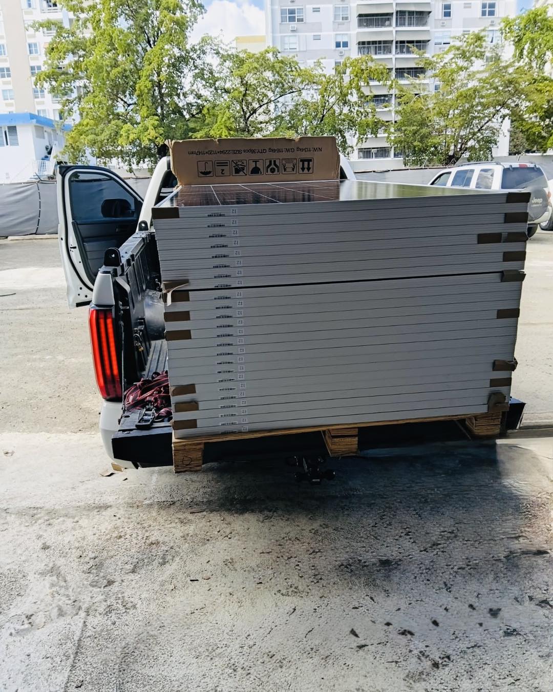 Solar Battery Center Puerto Rico Facebook ad