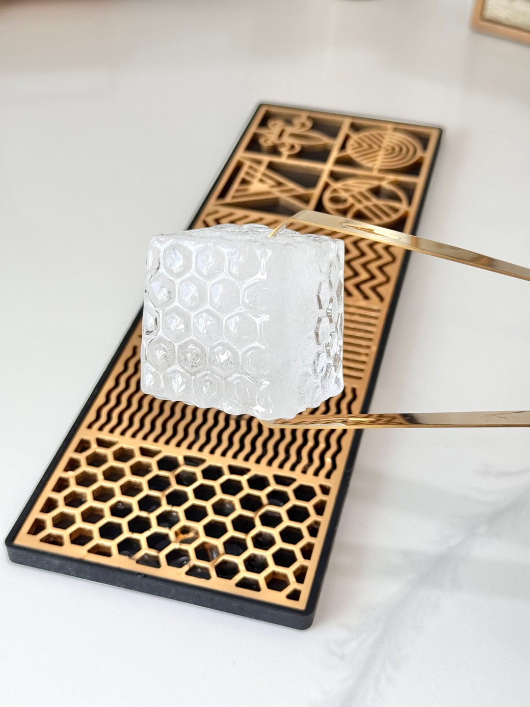 Everything Envy Facebook ad: For the hostess who notices every little detail