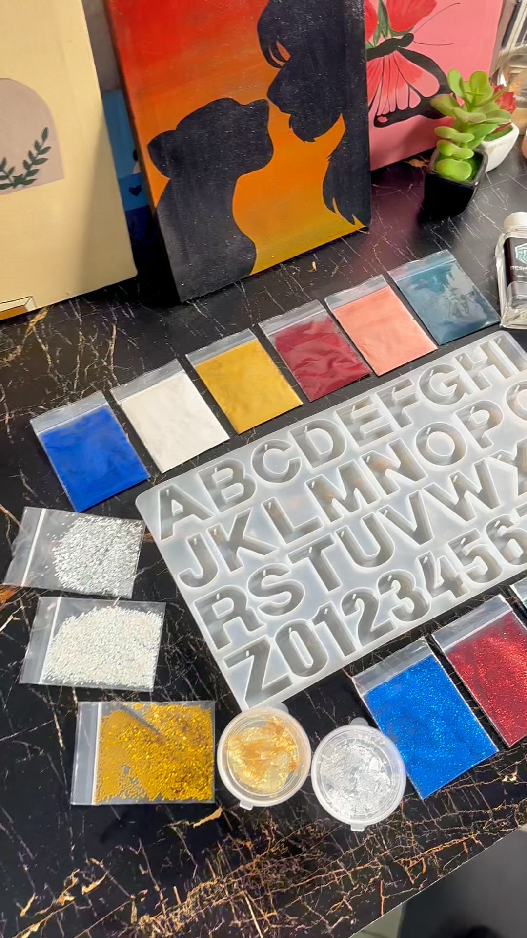 ResinZonepk Facebook ad: Start Your Resin Journey Today!