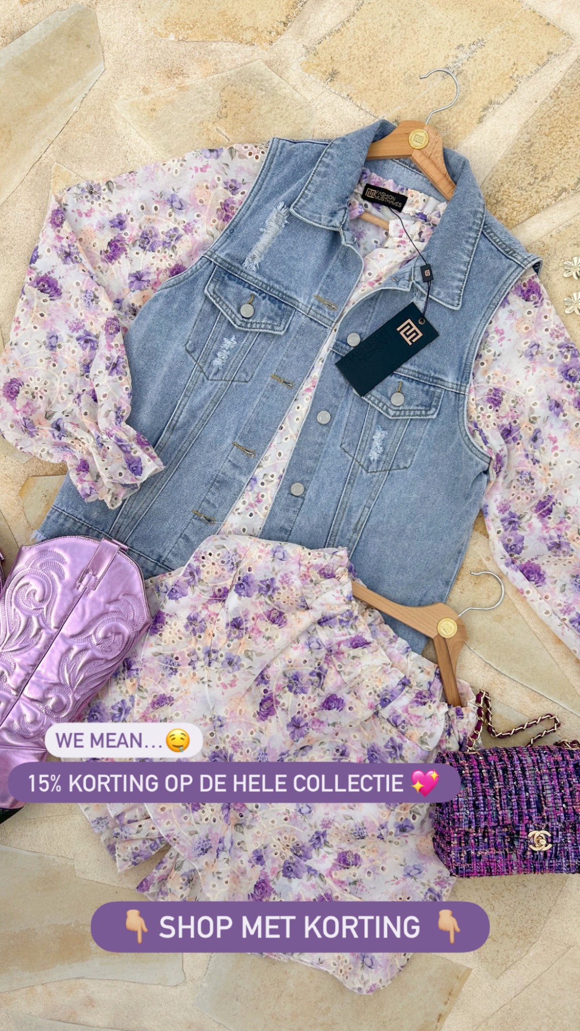 Fashion Musthaves Facebook ad
