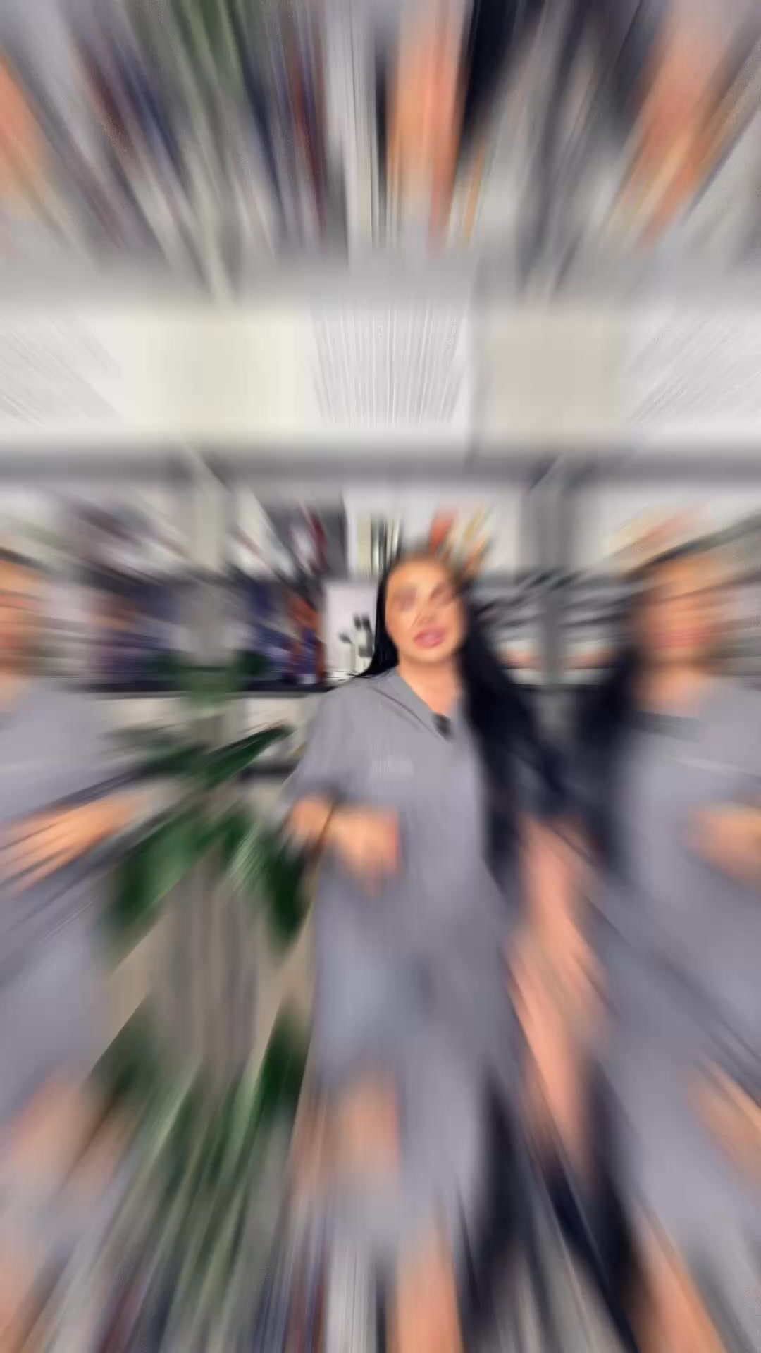 Dermalogica CZ/SK Facebook ad: Pleť postupně ztrácí to, co ji drží pevnou a pružnou.