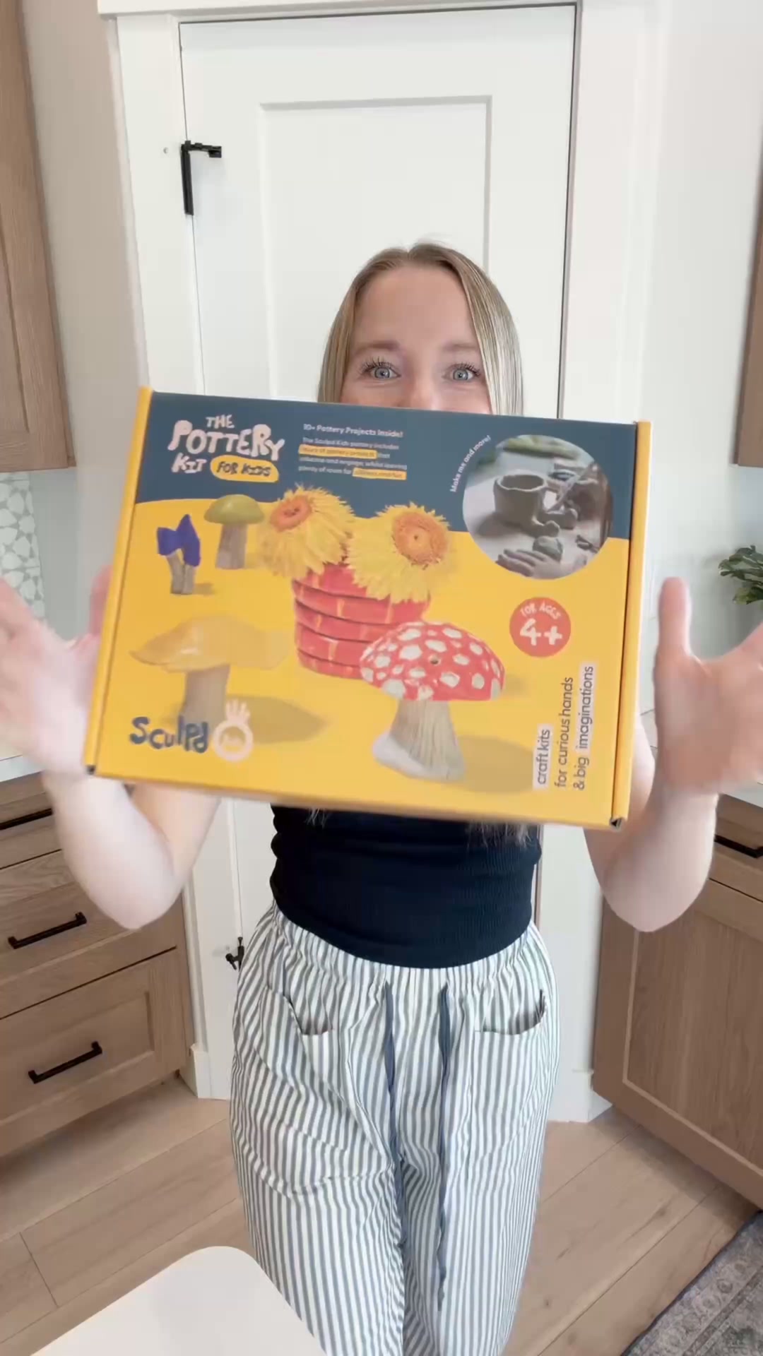 Sculpd Facebook ad: Screen-Free Halloween Craft