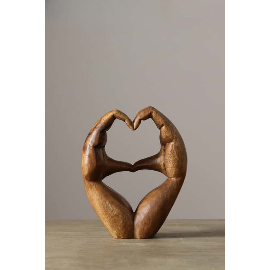 Artiblend Facebook ad: Hand-carved sculptures that look premium, without the…
