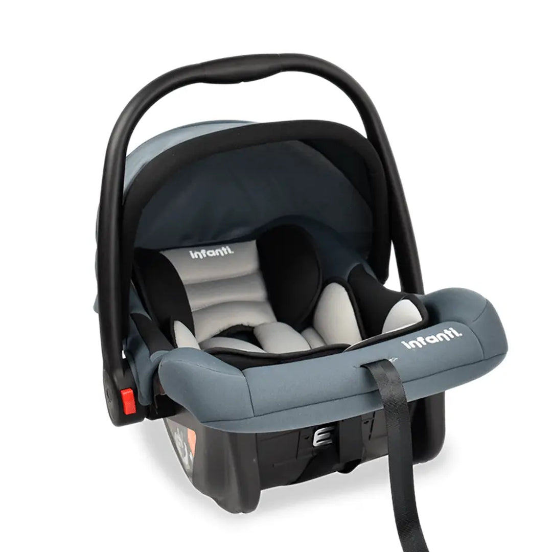 Gobaby Facebook ad: Equipo completo para cada aventura