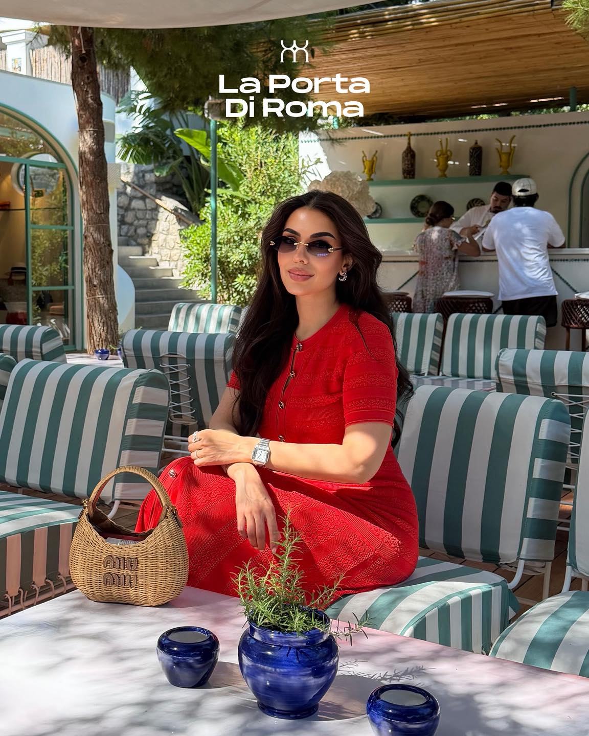 La Porta Di Roma - Online Boutique Facebook ad: When your outfit matches the Italian summer mood.