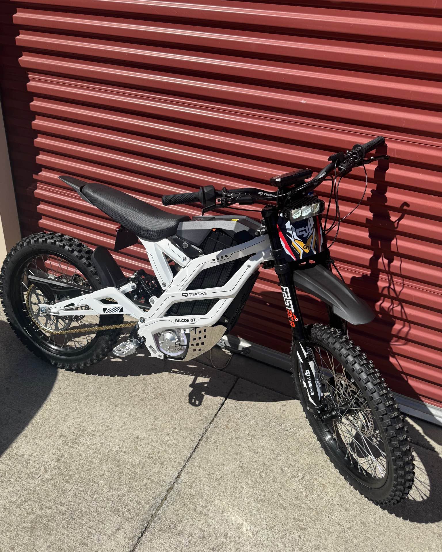 Jonah Gunn Facebook ad: NEW 2026 79Bike Falcon GT - 72v 16.8kw