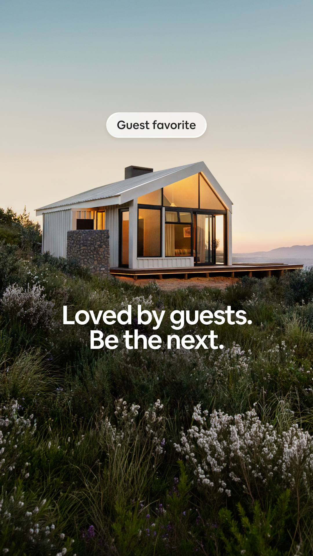 Airbnb Facebook ad: Homes guests gush over