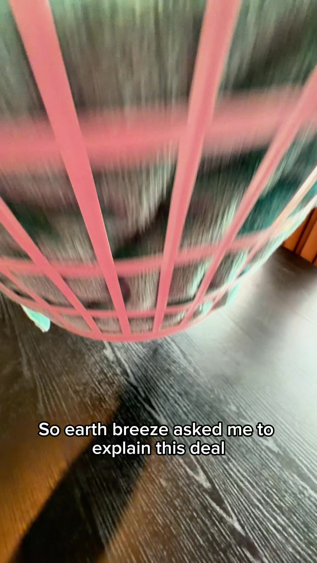 Earth Breeze Facebook ad: Up to 64% OFF with 4 FREE GIFTS