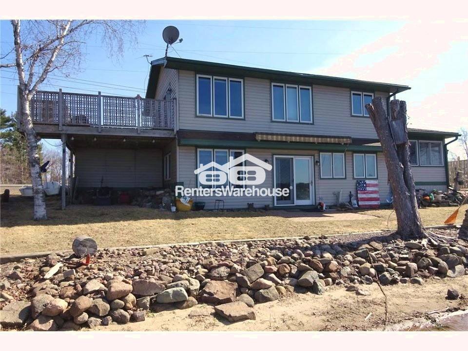 Jay Holzbauer Facebook ad: 4 Beds 2 Baths House