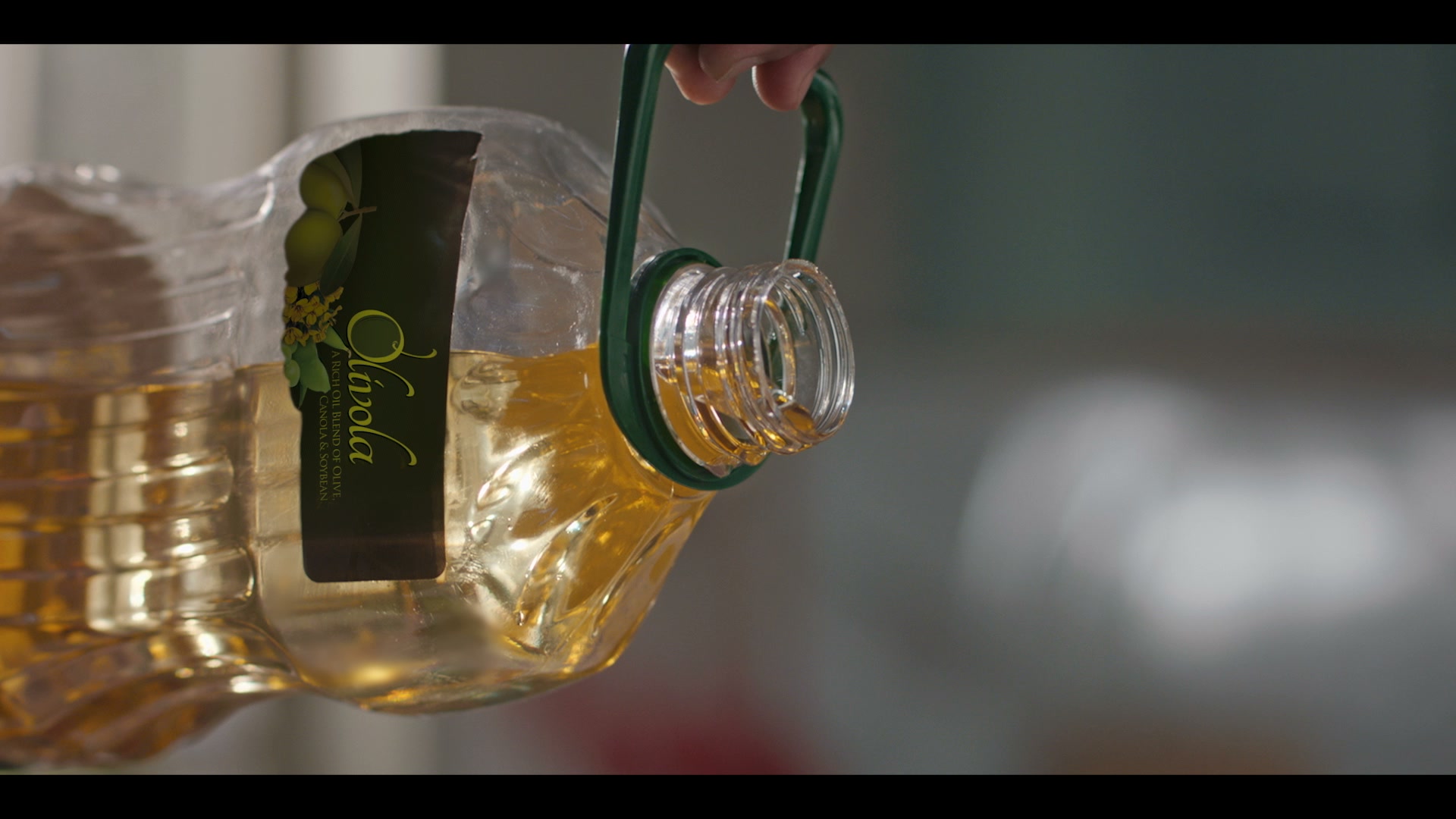 Mezan COOKING OIL AND BANASPATI Facebook ad: Some bonds need no words just small acts…