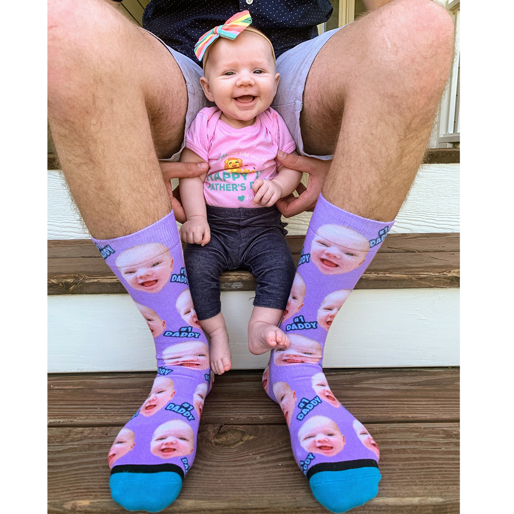 DivvyUp Facebook ad: Custom Father's Day Socks - Put Your Face On Dad's Socks!