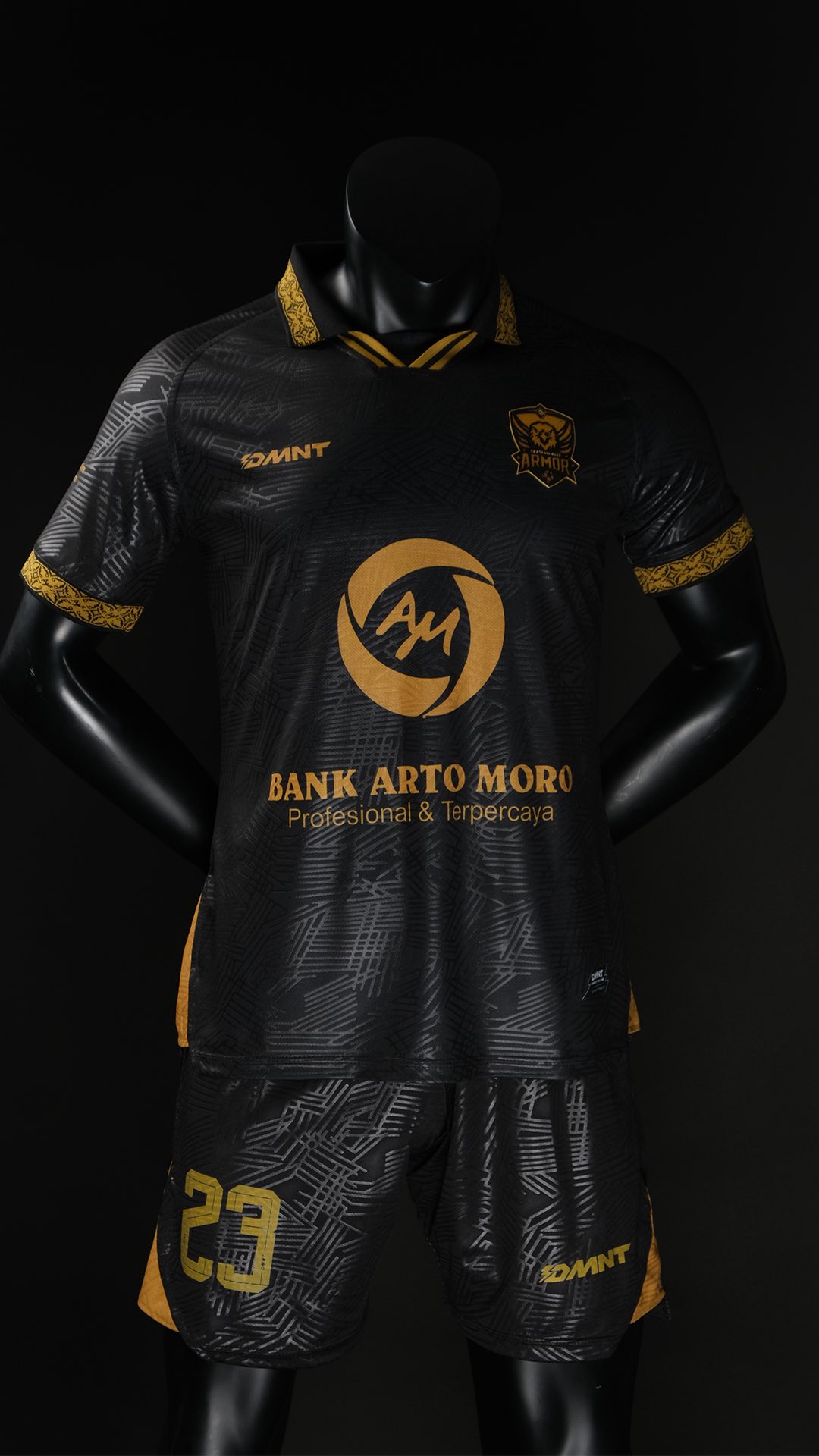 DMNT Sportswear Facebook ad: EVERY DETAILS MATTER!