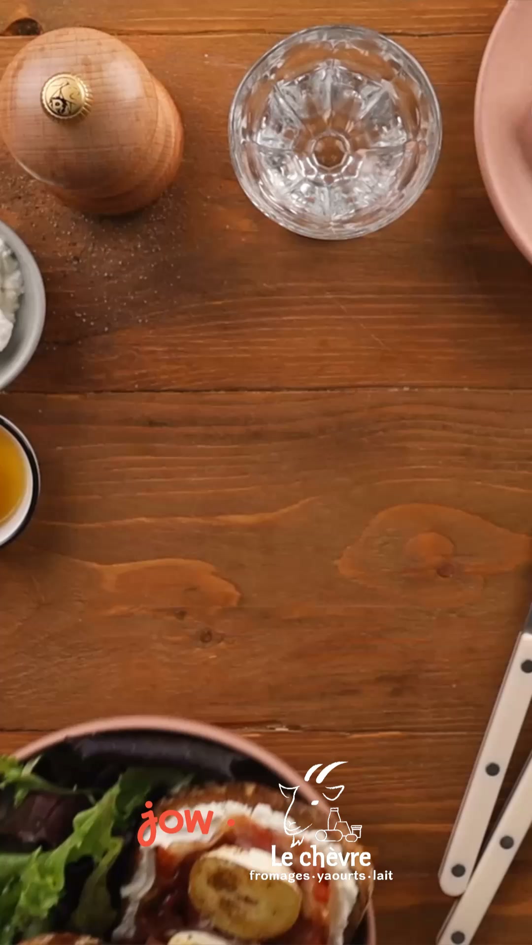 Jow Facebook ad: La recette de la Tartine de chèvre, jambon cru & miel