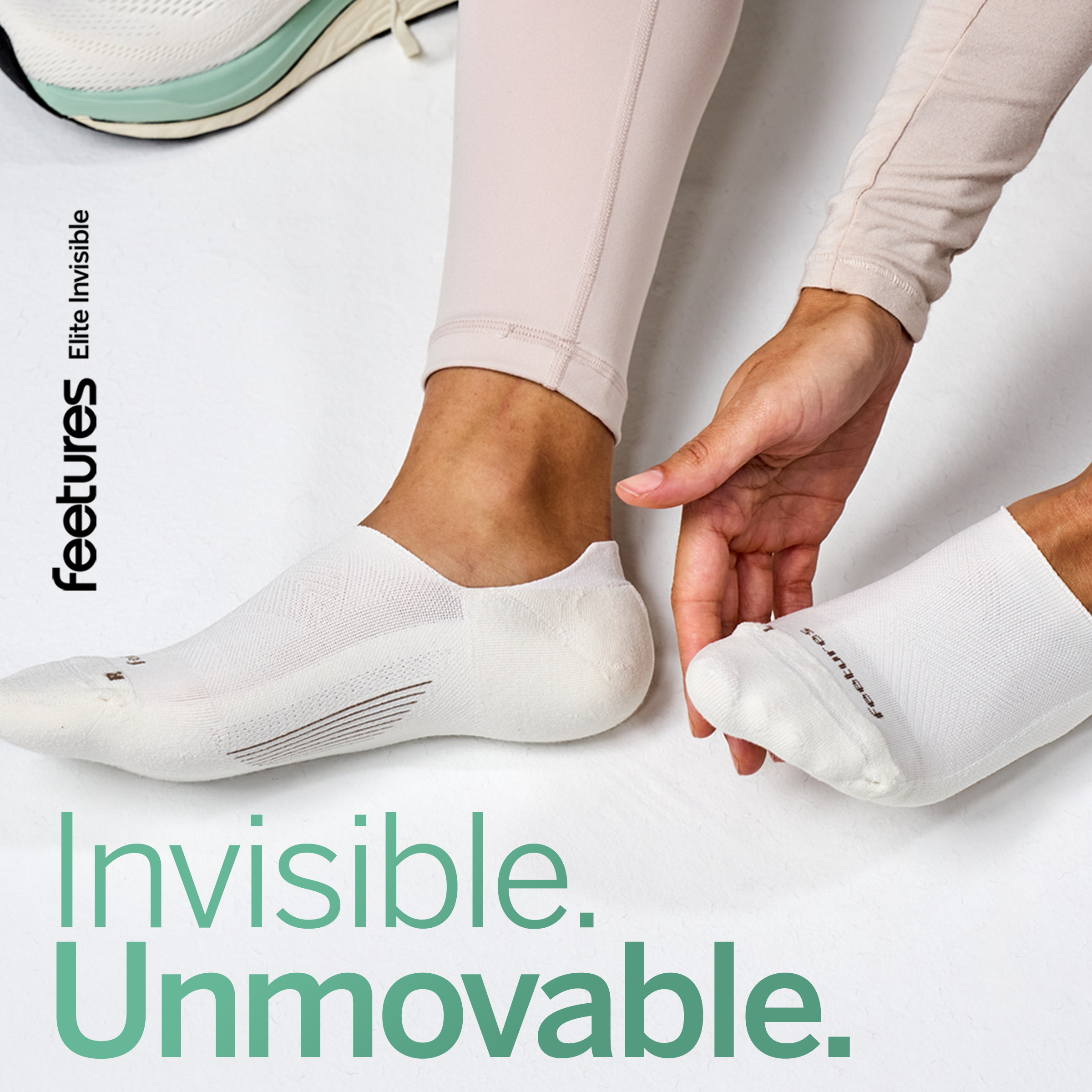Feetures Facebook ad