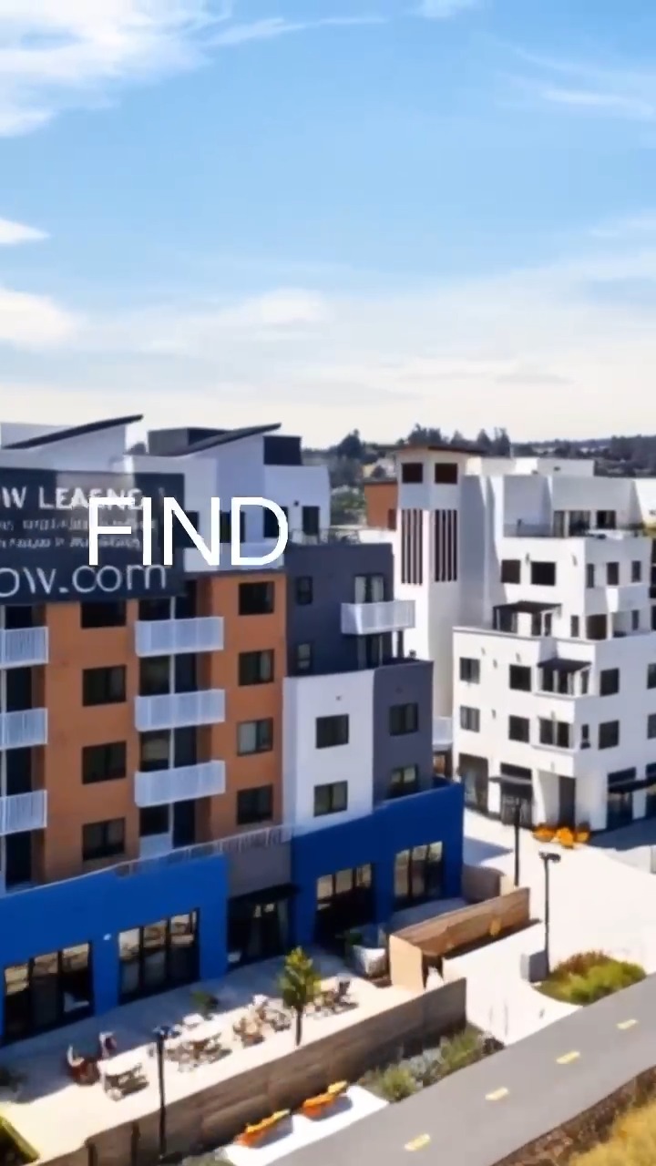 River Row Apartments Facebook ad: Resort Style Living at River Row