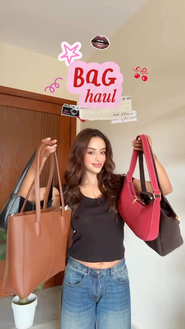 Lyana Facebook ad: Obsessed These Lyana bags are perfect options for…