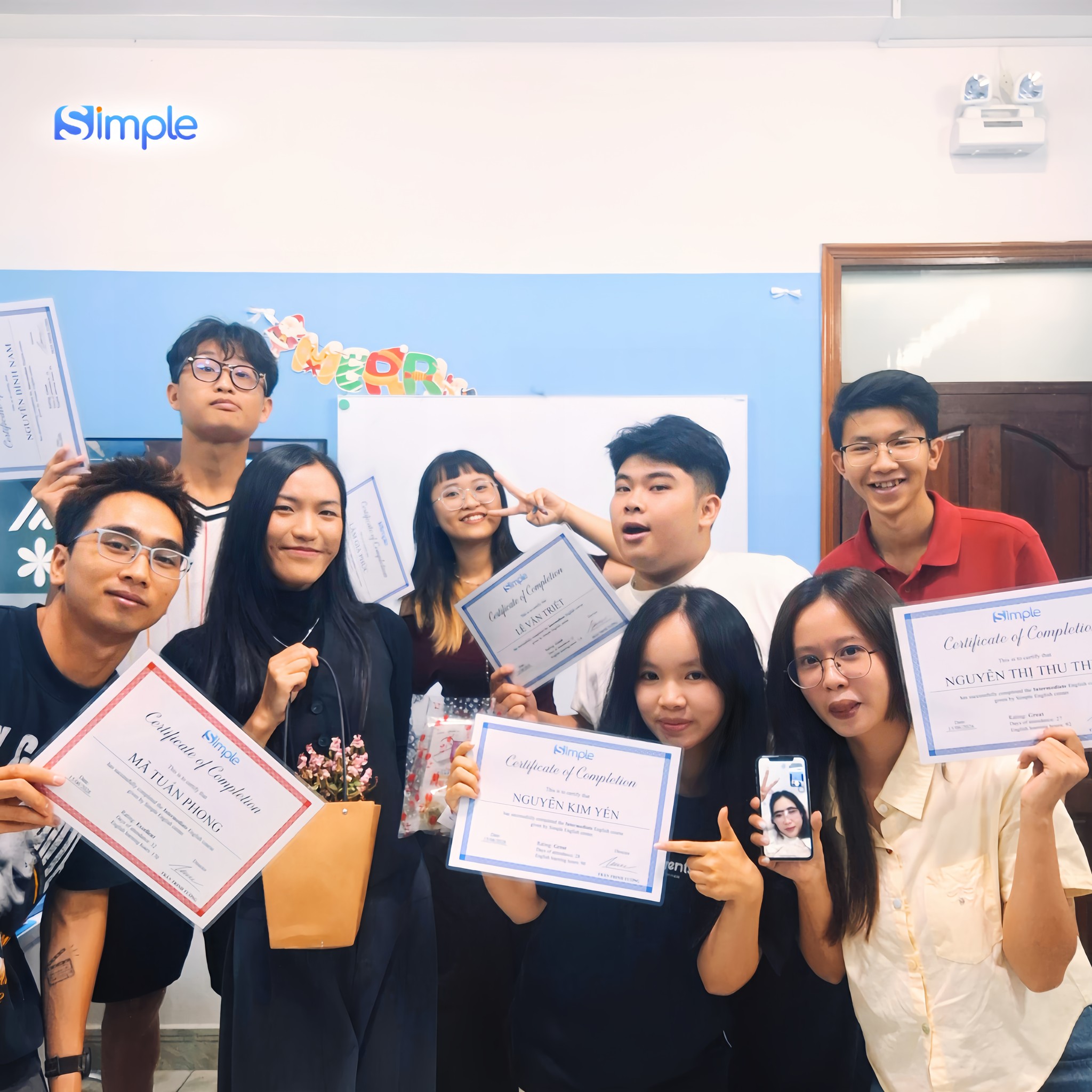Tiếng Anh giao tiếp Simple English Facebook ad: CHINH PHỤC TIẾNG ANH GIAO TIẾP