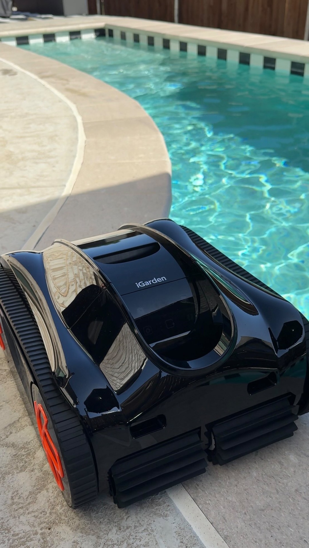 Luli by Luma Facebook ad: Goodbye messy pools!