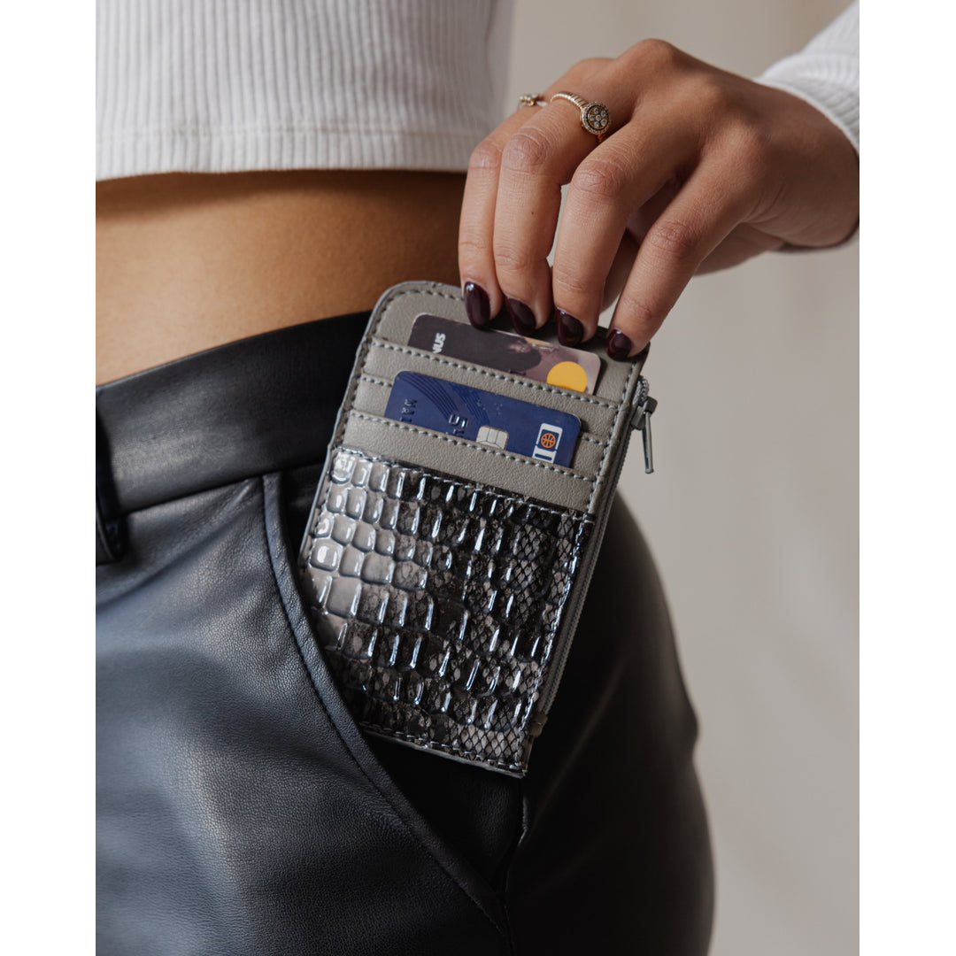 Palma Facebook ad: New Collection is here to save the fit