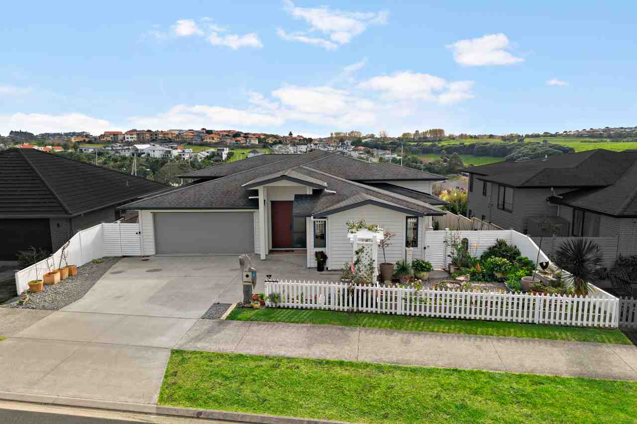 Nik Sams Real Estate Facebook ad from Jun 11, 2026