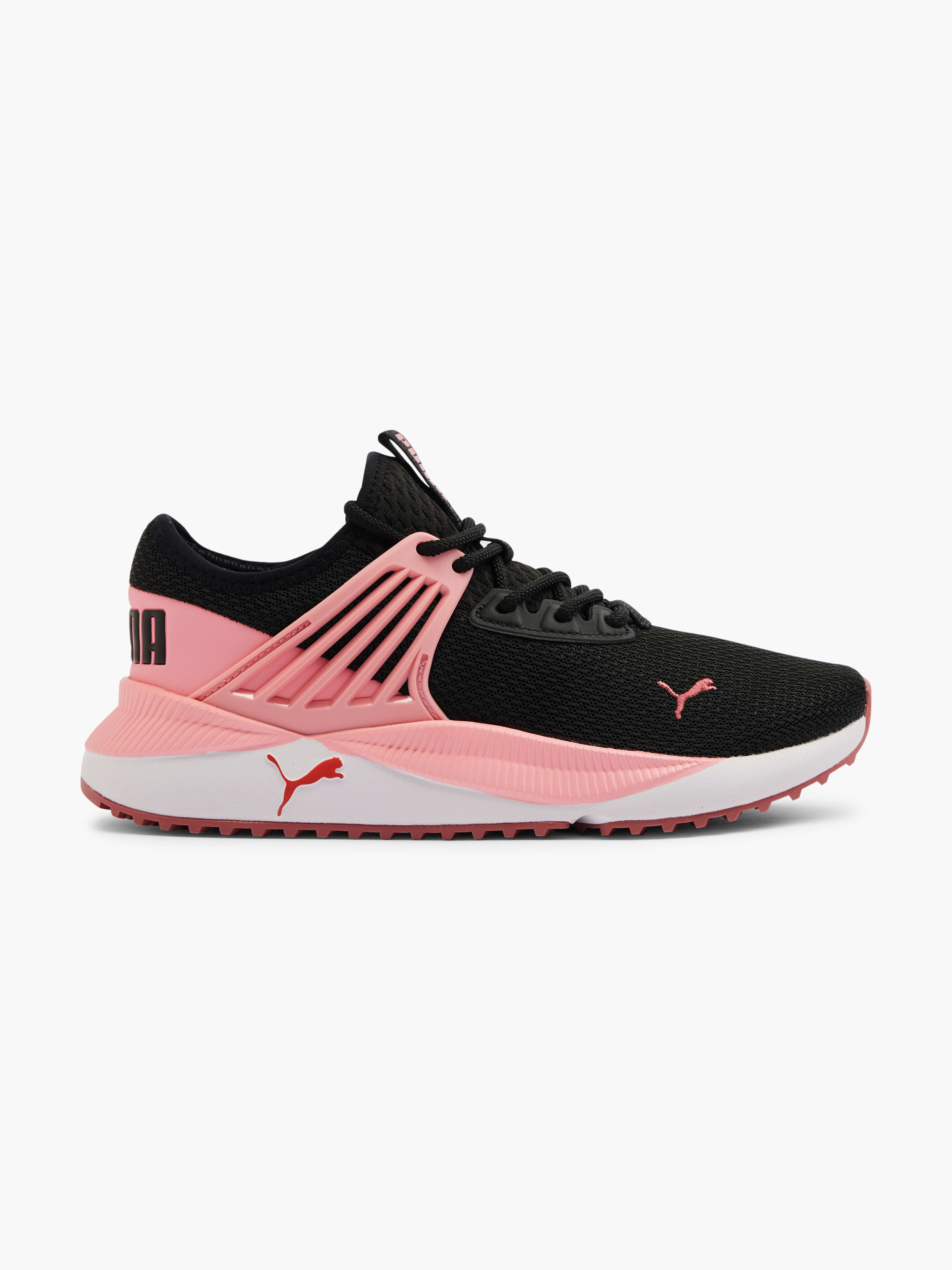 Deichmann Facebook ad: Bis zu -50%