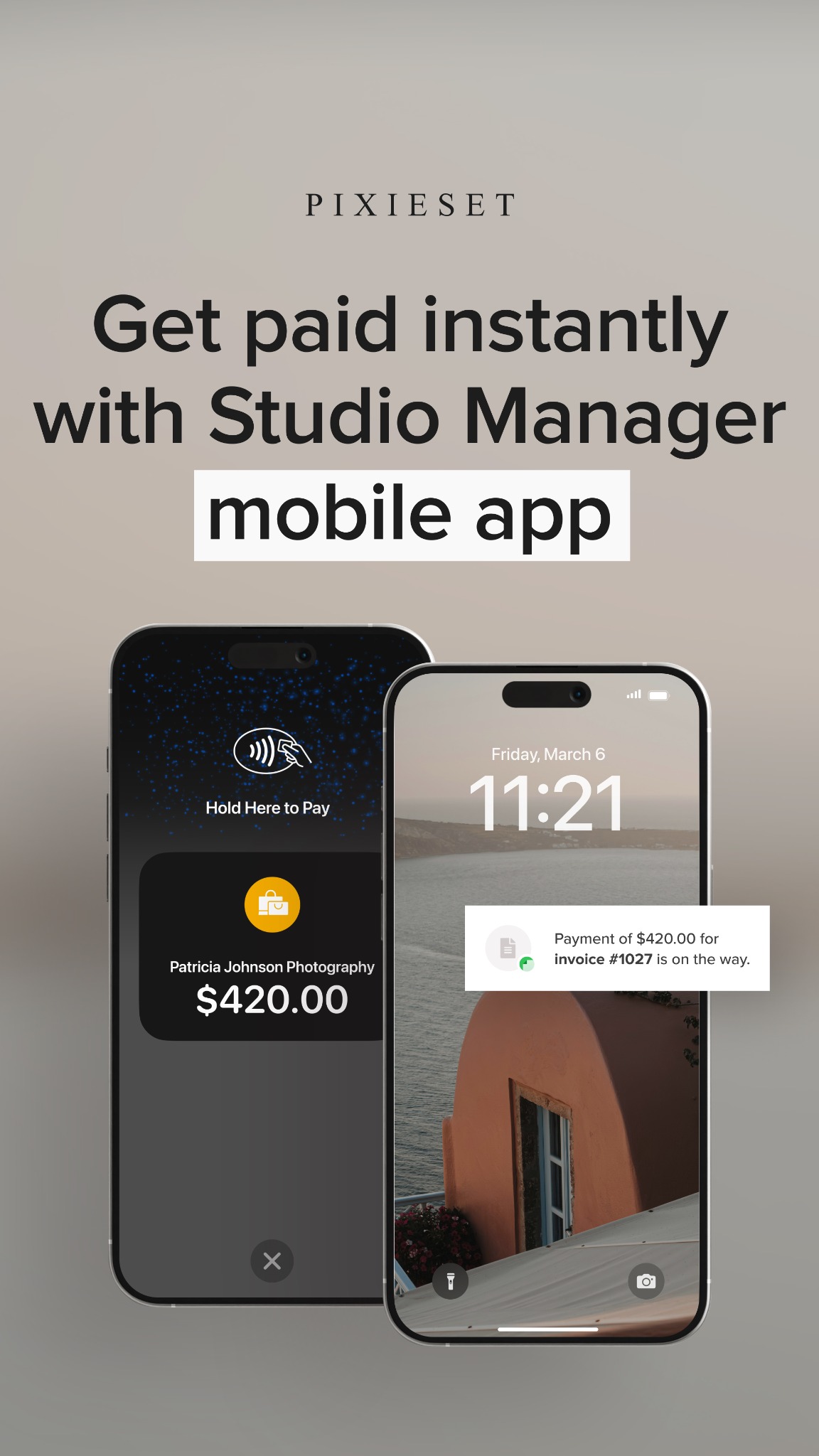 Pixieset Facebook ad: Manage your photography business on the go
