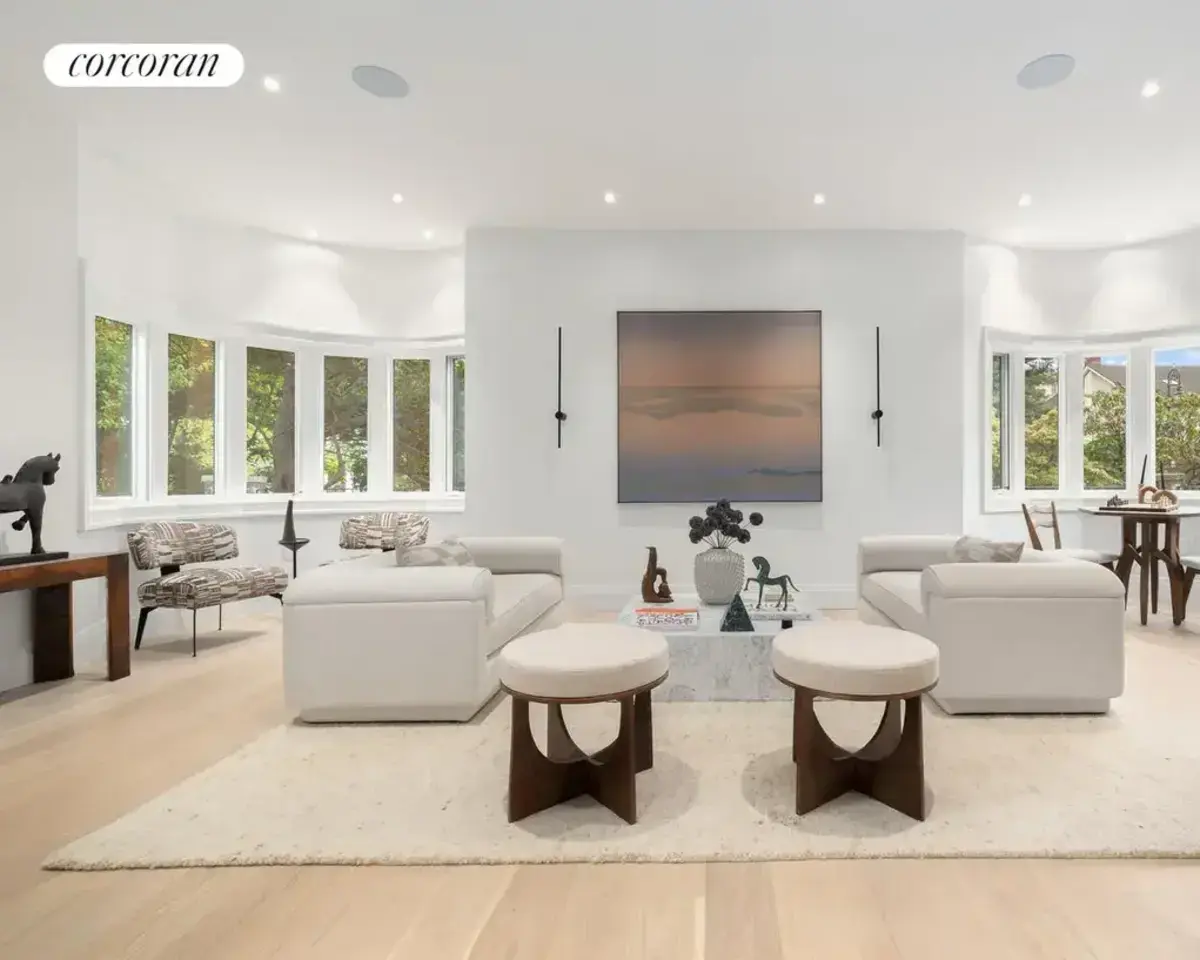 The Corcoran Group Facebook ad