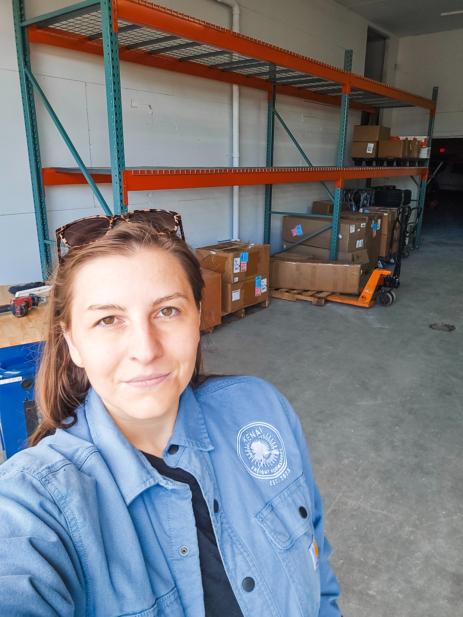 Kenai Freight Forwarders Facebook ad: Shipping Big or Small to Alaska?