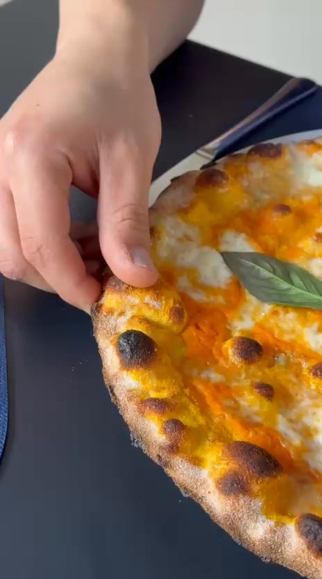 Procopio - Pizzeria Facebook ad: Book your table now!