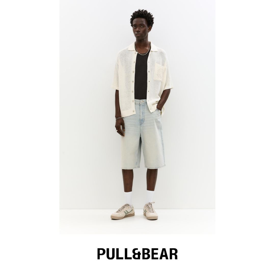 Pull&Bear Facebook ad