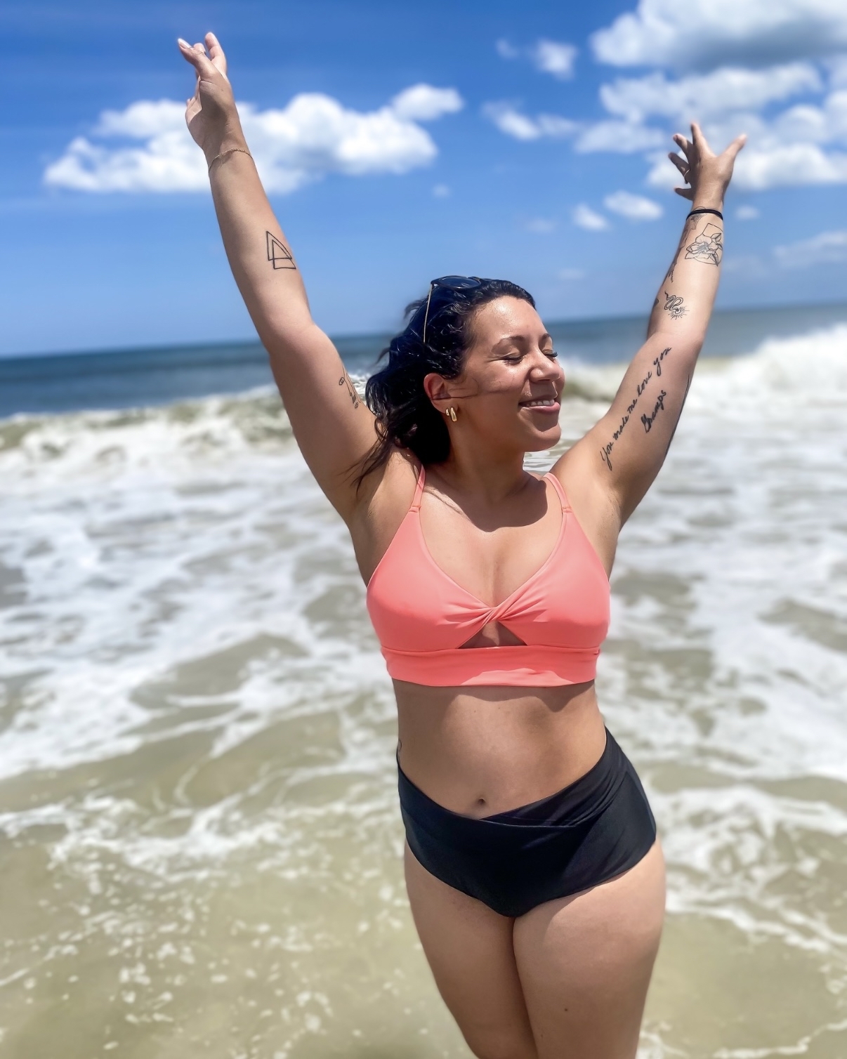 Sydney.Yancy Facebook ad: I Help Women Feel Like Themselves
